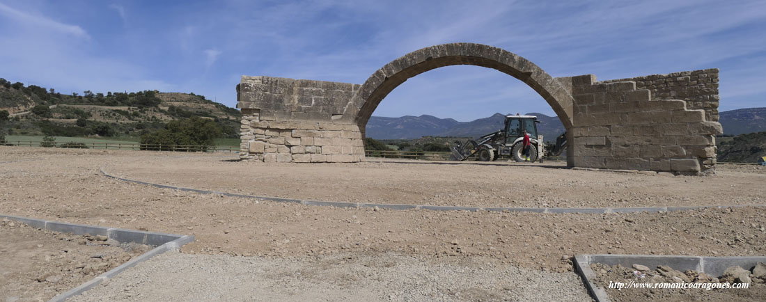 SILLARES DESMONTADOS, GUARDADOS PARA SU RECONSTRUCCIÓN.